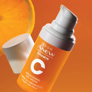 Crème illuminatrice pour les yeux Anew Vitamin C GRATUITE