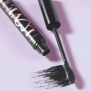 Mascara Love at 1st Lash Waterproof gratuit